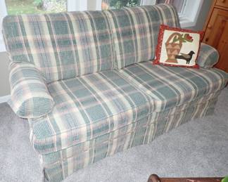 LOVESEAT