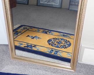 MIRROR / AREA RUG