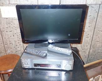 TV - VHS PLAYER