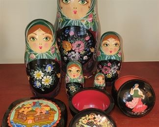 Russian nesting dolls and boxes