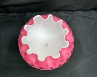 Large Mt Washington Satin Diamond Quilt Rose Bowl