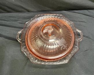 VTG Mayfair Open Rose Covered Dish