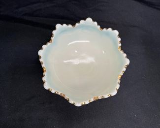 ATQ Northwood Louis XV Custard Glass Footed Dish