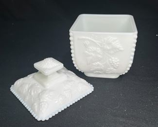 Westmoreland Milk Glass Beaded Grape Vine Dish