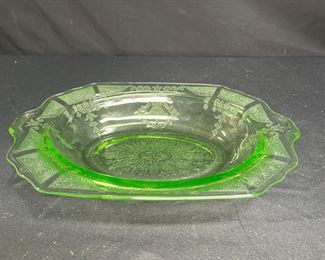 Anchor Hocking Uranium Glass Serving Bowl