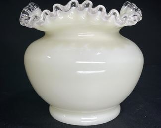 VTG Fenton Ivory Crest Ruffled Uranium Vase