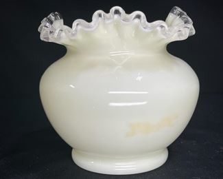 VTG Fenton Ivory Crest Ruffled Uranium Vase