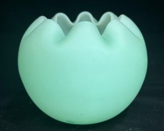 Fenton Uranium Glass Rose Bowl