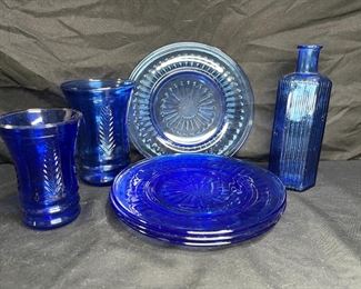 VTG Colbalt Feather Plates, Tumblers, & Bottle