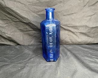 VTG Colbalt Feather Plates, Tumblers, & Bottle