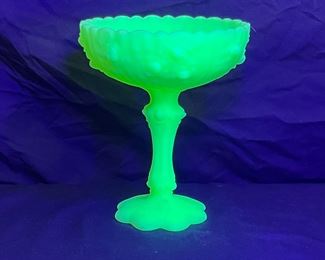 VTG Fenton Custard Cabbage Rose Pedestal Compote