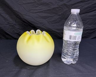 Large Yellow to White Rose Bowl