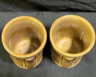 2 Joe St. Clair Choclate Slag Holly Bead Tumblers
Description
- Holly Beaded Panel Tumblers Slag Glass