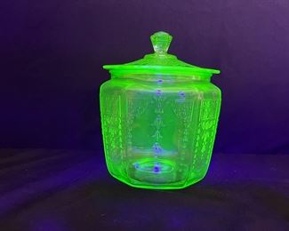 Anchor Hocking Princess Uranium Biscuit Jar