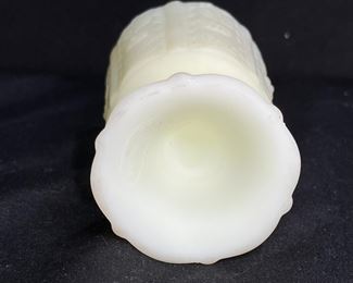 Fenton Pedestal Daisy Custard Toothpick