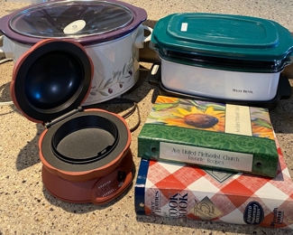 GE 5-Quart Oval Slow Cooker • West Bend Cook & Tote • Roasted Garlic Express • Cookbooks