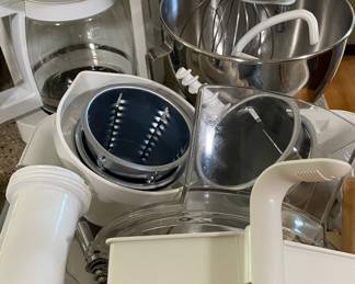 KitchenAid Mix Master w/ many extra parts