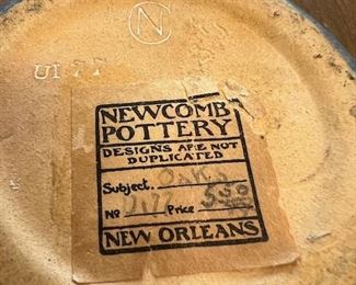 Original Rare Newcomb 1920-30's Pot Excellent Condition with original Maker & Sales Tag
