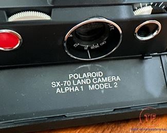 Vintage POLAROID SX-70 Land Camera with Original Case