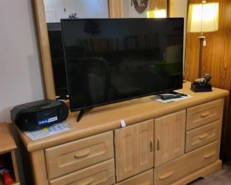 Vaughn of Virginia 
Bdrm furniture