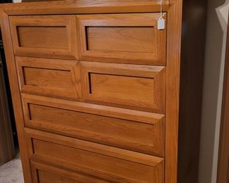 Thomasville Bdrm Furniture