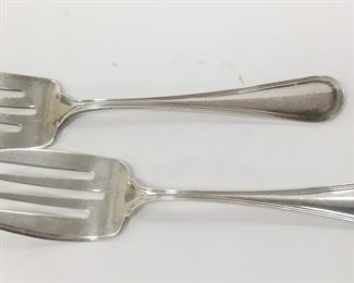 TWO WALLACE STERLING SILVER SALAD FORKS, 5.75" LONG.  56.1 GRAMS OR 1.8 TROY OUNCES.
ESTIMATE $41.04