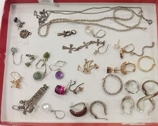 SINGLE STERLING SILVER EARRINGS AND TWO CHAINS MISSING THE CLASPS.   WEIGHT OF THE ITEMS WITHOUT STONES 28.2 GRAMS