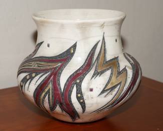 Native American pottery vase by Oscar Rodriguez