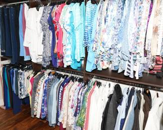 Loads of women's clothing-most size small to medium.   There are a few large sizes sprinkled in though. 