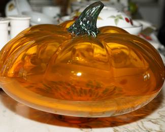 Art glass pumpkin