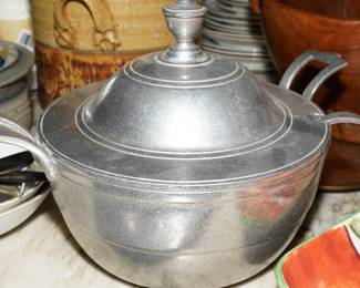 Wilton soup tureen