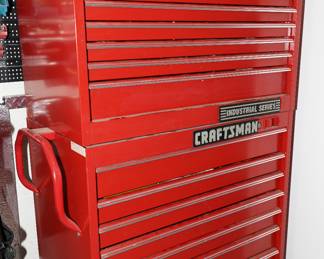 Craftsman Industrial Series rolling tool box