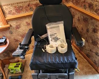 Quantum J6, ROHO brand new