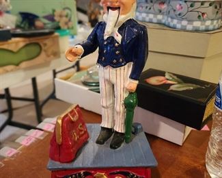 Reproduction metal bank of Uncle Sam