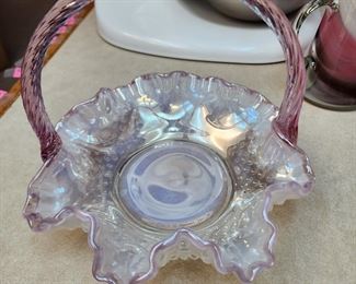 Fenton ruffled basket