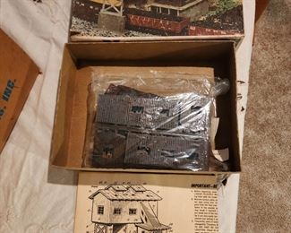 Atlas N gauge coal mine, new in box