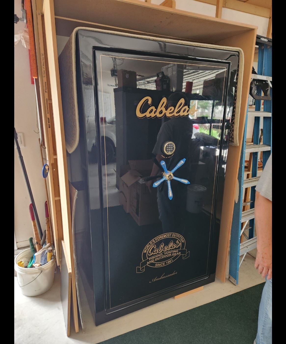 ONE DAY ONLY QUALITY ESTATE SALE BY KENDRA... starts on 7/26/2023