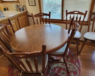 6 chairs, & 2 leaves