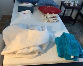 2 complete twin beds