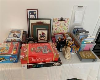 many sewing accessories