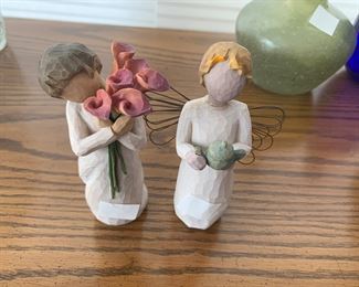 2 Willow figurines