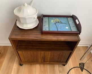 Soup tureen is Pfaltzgraff 