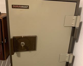 Duravault safe with key