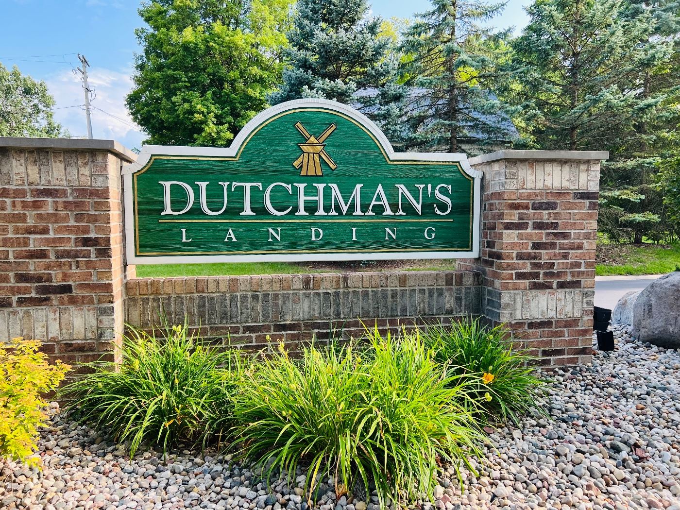 Clio Estate Sale starts on 7/29/2023