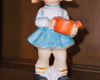 Girl Hummel Like Figurine Japan!
