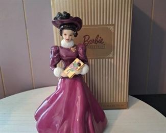 Limited Edition Porcelain Figurine Holiday Traditions No 17452 1996