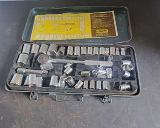 40 -PC.1/4" & 3/8" DR. Combination ratchet socket set