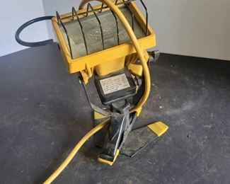 Vintage Portable Work light 120 V 60Hz