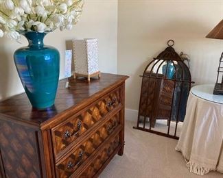 dresser mirror side table