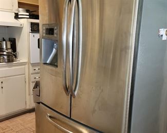 GE French door fridge